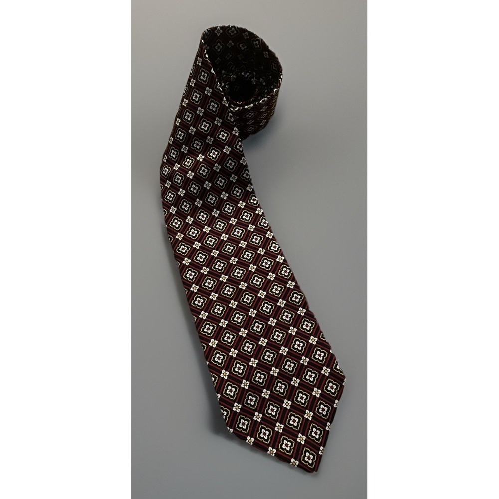 Burberry Of London Neckwear Tie Red White Flower AOP Pattern USA 100% Silk JBHS